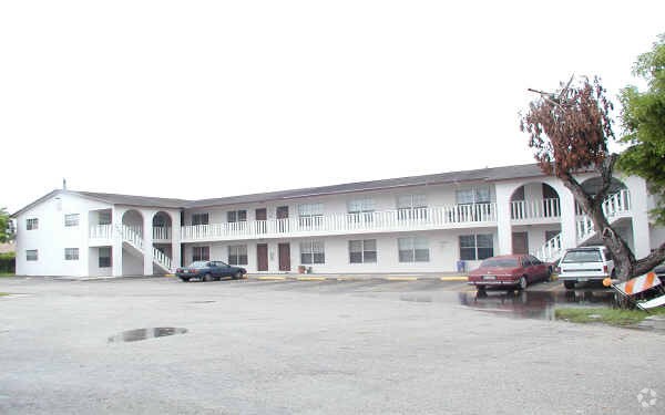 Foto principal - 1440 NW 22nd St