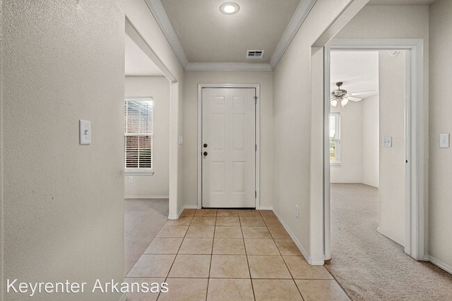 Building Photo - 3 br, 2 bath House - 705 SW Crystal St