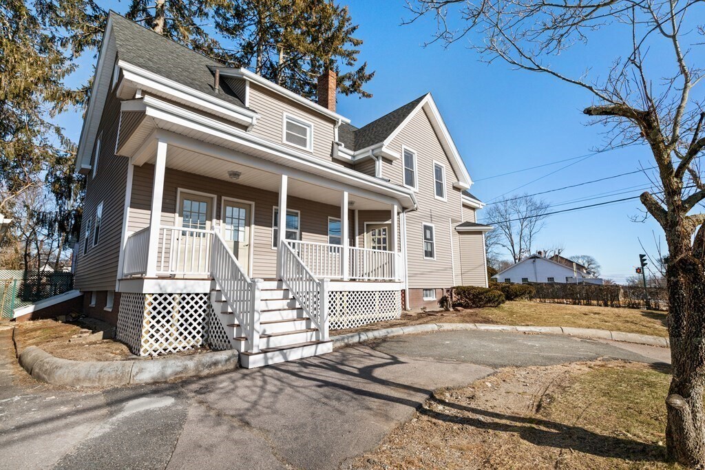 531 Ash St Unit 3, Brockton, MA 02301 Room for Rent in Brockton, MA