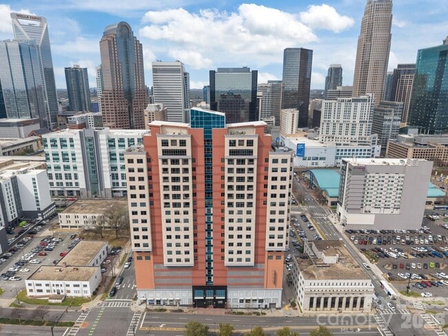 Building Photo - 222 S Caldwell St