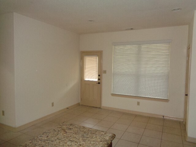 Foto del edificio - 10205 Wood Fern Ct