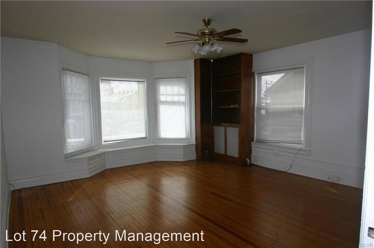 Foto del edificio - 1 br, 1 bath Apartment - 316 W. Broad St.