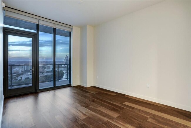 Foto del edificio - 44 East Ave