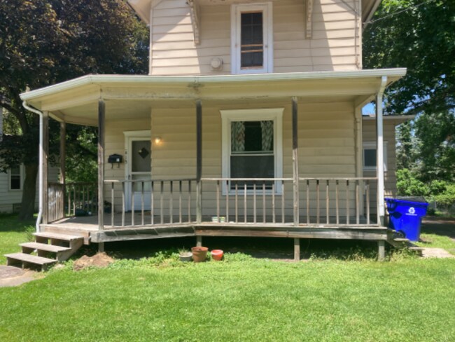 Foto del edificio - 415 Lake St