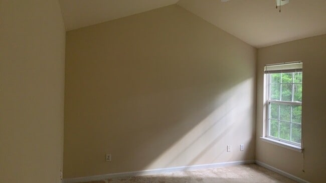 Building Photo - 1018 Little Rock Ct
