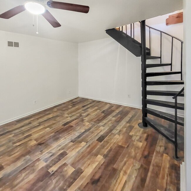 Foto del edificio - 603 W 4th St