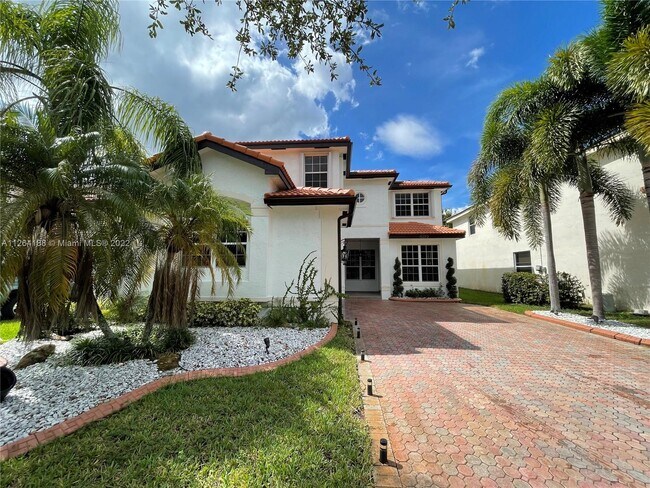 Building Photo - 15372 SW 18th St