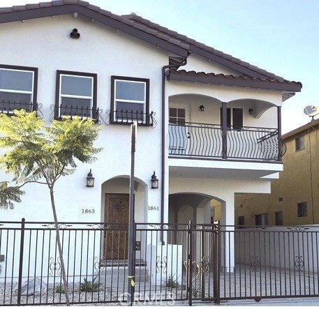 Foto del edificio - 1861 S Longwood Ave