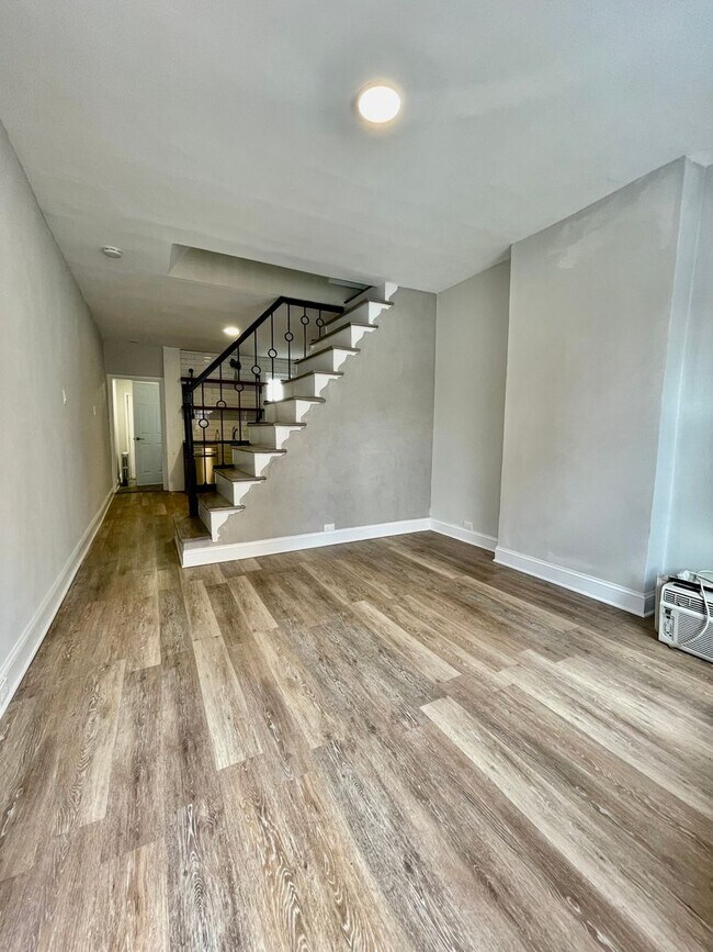 Foto del edificio - 2 Bedroom 2 Bath Available Now