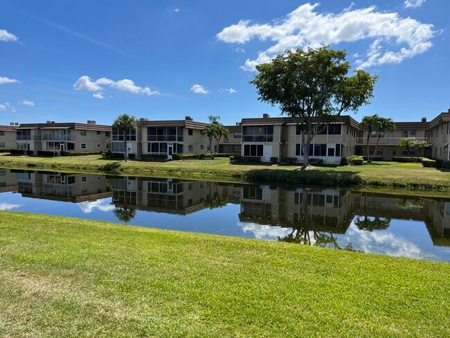 Foto del edificio - 291 Saxony Ln