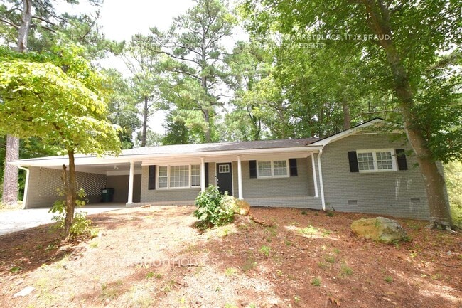 Building Photo - 6255 David Ln SW