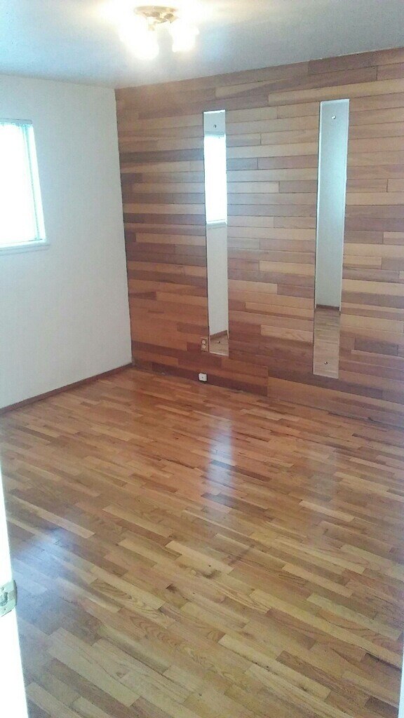 Building Photo - 3 Bed 1 Bath Home with garage