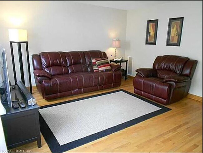 Foto del edificio - 6 Allspice Ln