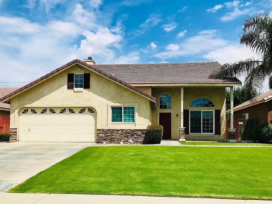 3514 Kathy Suzanne Way, Bakersfield, CA 93313 House for Rent in