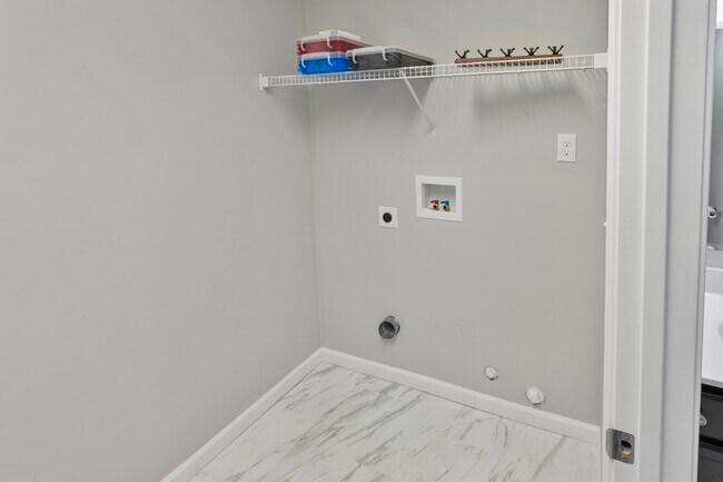 Foto del edificio - 1719 Cove Oak Ln
