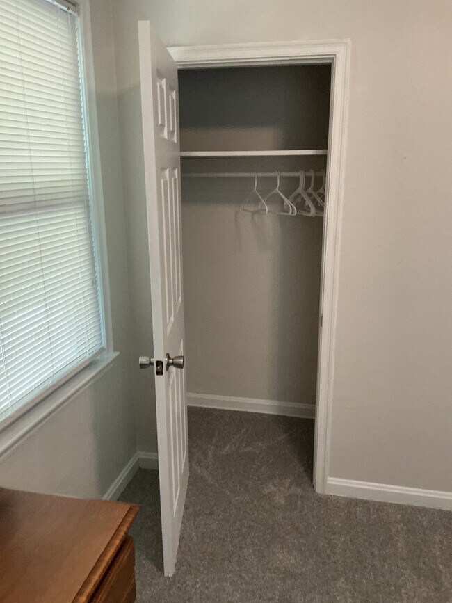 Foto del edificio - 13828 Woodland Dr