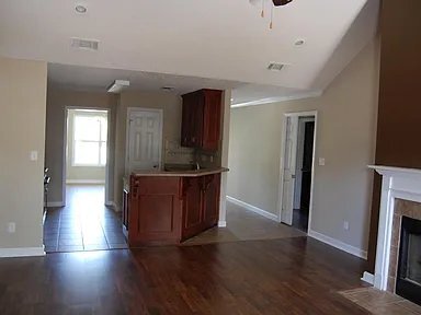 Foto del edificio - 4501 Country Oak Dr