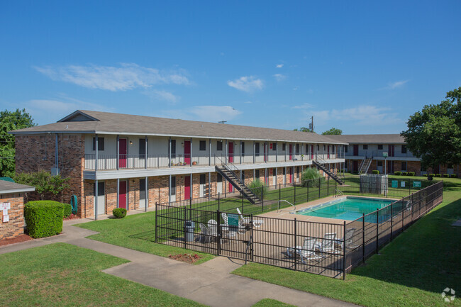 Foto del edificio - The Meadows Apartments