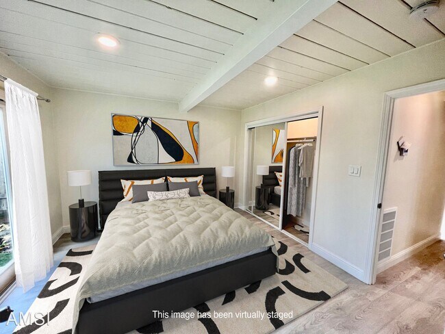Foto del edificio - 3 br, 2 bath House - 2847 Avon Ave