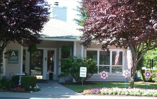 Building Photo - Emerald Pointe Apartments