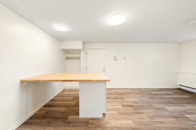 Building Photo - 1 Drummer Rd