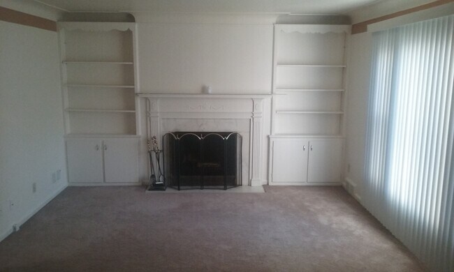 Foto del edificio - 2120 Secor Rd