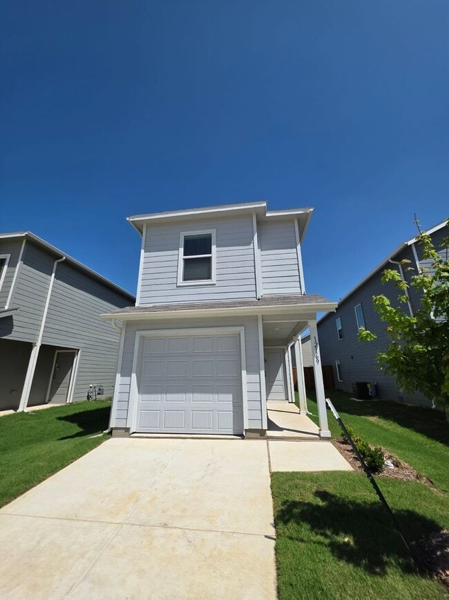 NEWLY BUILT 3 bedroom 2.5 Bath Single fami... - NEWLY BUILT 3 bedroom 2.5 Bath Single fami... House