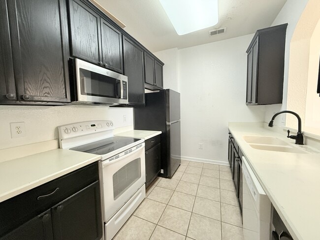 Photo - 3326 Robert Trent Jones Dr Townhome