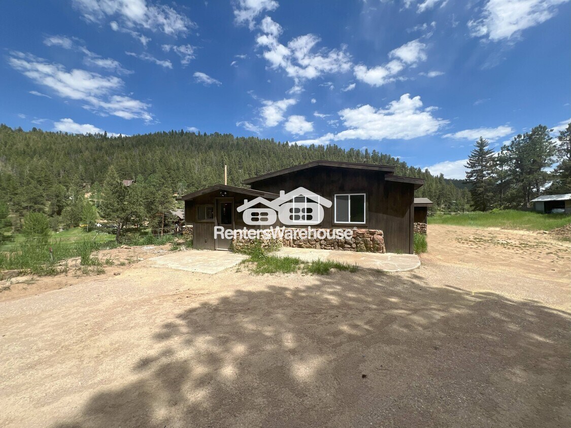 Primary Photo - 7301 S Blue Creek Rd