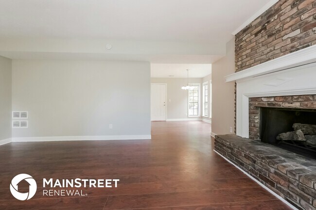 Foto del edificio - 6645 Cameron Rd