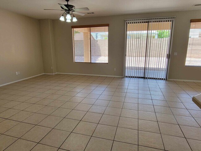 Building Photo - 6828 W Avenida del Rey