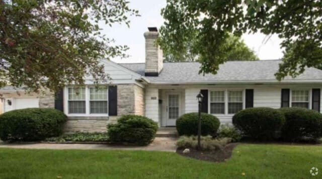 Building Photo - 1706 Ravinia Rd
