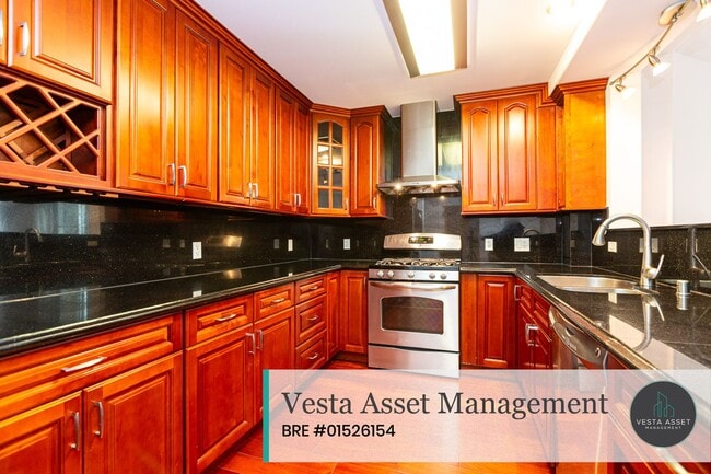 Building Photo - 151 El Camino Real