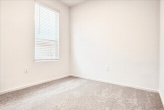 Building Photo - 26231 Arrowleaf Dr