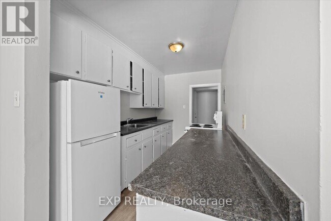 Photo du bâtiment - 1455 Morisset Ave