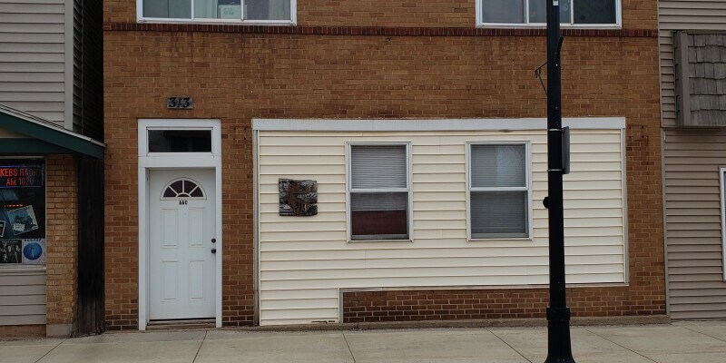 Primary Photo - 2nd Street Triplex