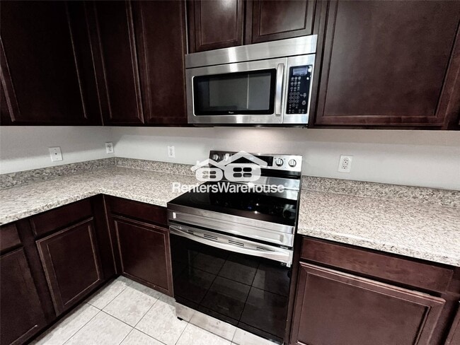 Building Photo - 1617 Totem Pole Way