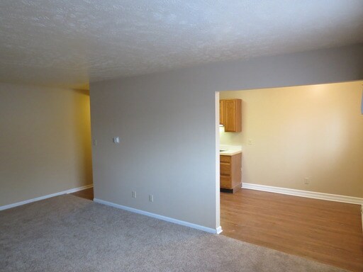 Building Photo - 531 W 20th St