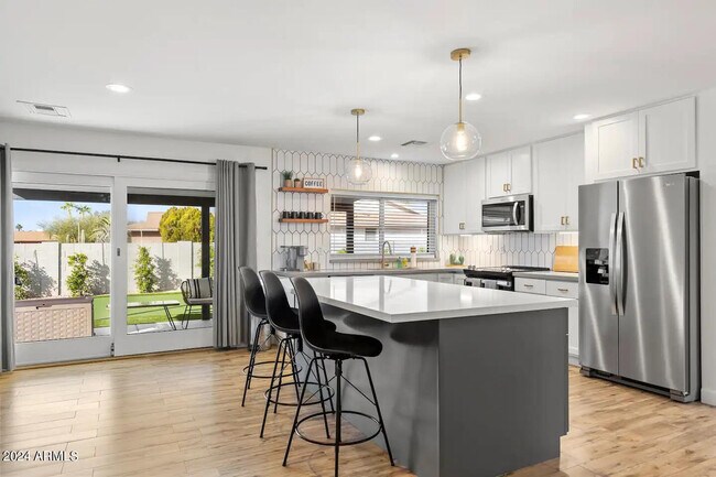 Foto del edificio - 14220 N 59th St