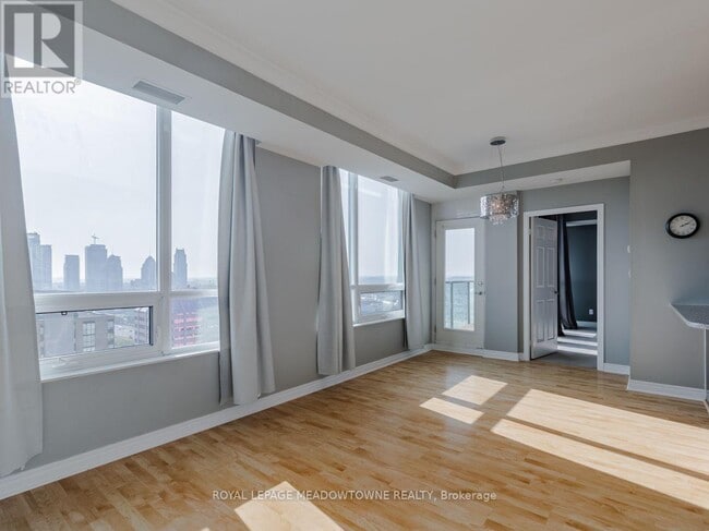 Building Photo - 208 Enfield Pl