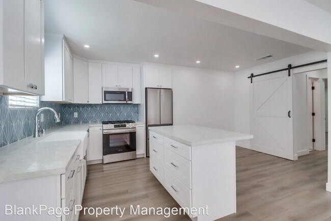 Foto del edificio - 2 br, 2 bath House - 8770 Washington Ave