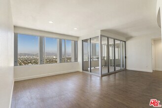 Building Photo - 5670 Wilshire Blvd Building Photo - 5670 Wilshire Blvd