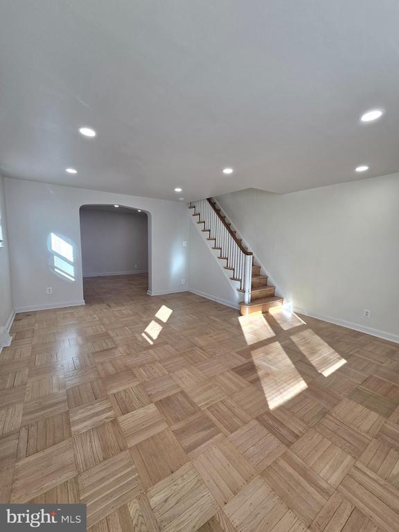 Building Photo - 6504 Bradford Terrace