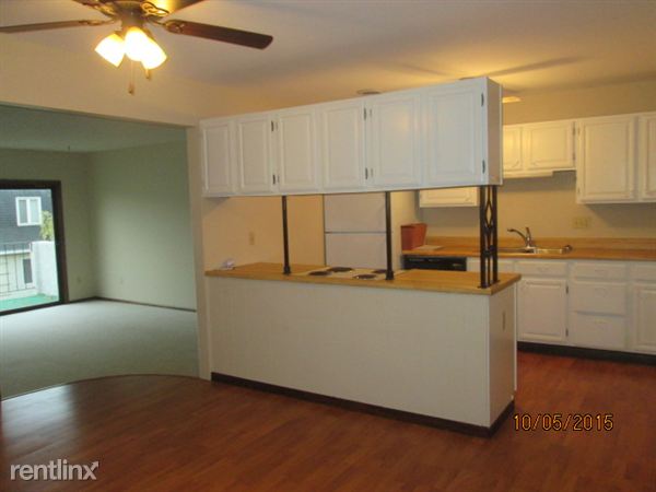 Building Photo - 815 Duke Dr
