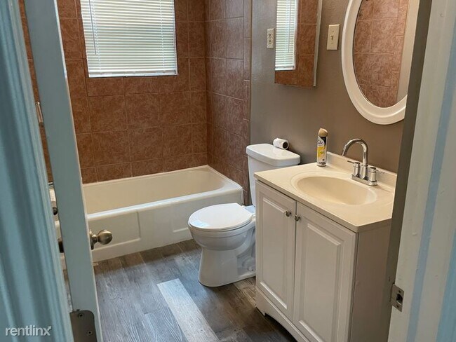 Foto del edificio - 4 br, 1 bath House - 1308 Cypress St