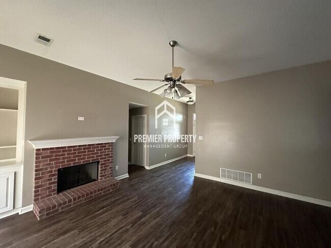 Foto del edificio - 11569 Milton Meadows Dr