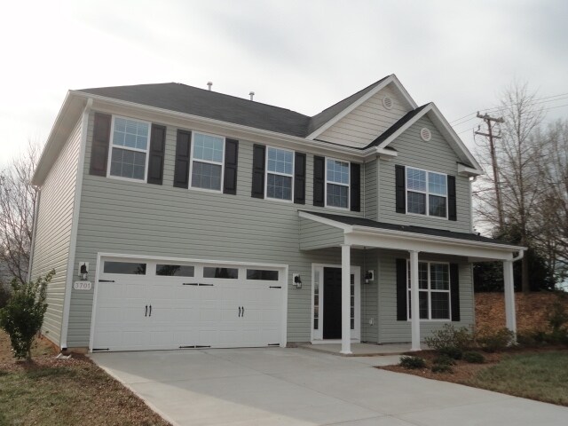 Foto principal - 3701 Northrop Drive