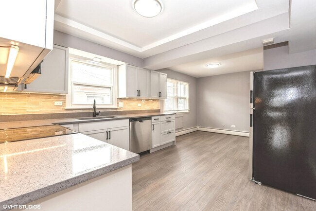 Building Photo - 2605 N 72nd Ct