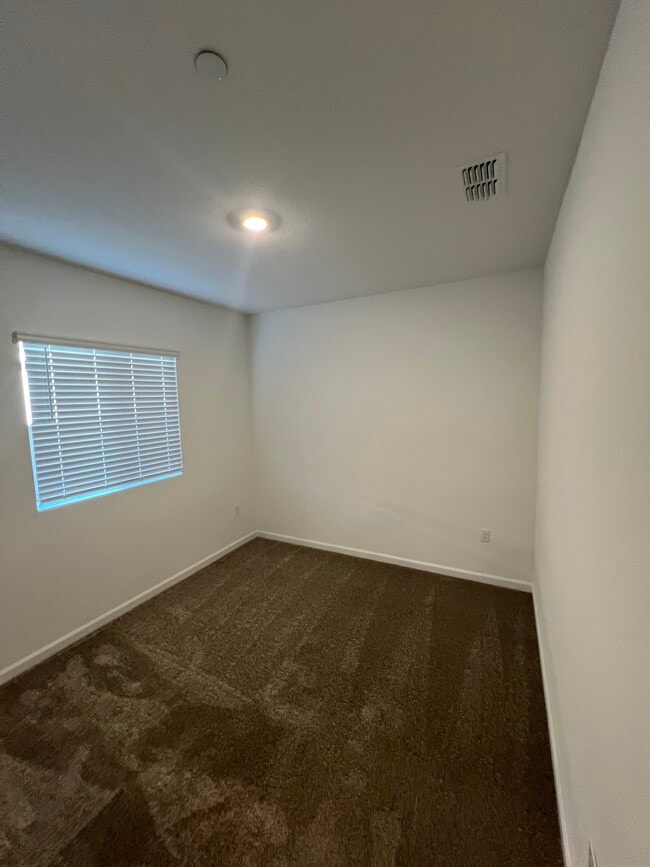 Building Photo - 1260 Arriaga Wy