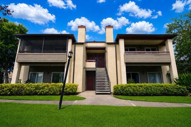Building Photo - 10263 Gandy Blvd N
